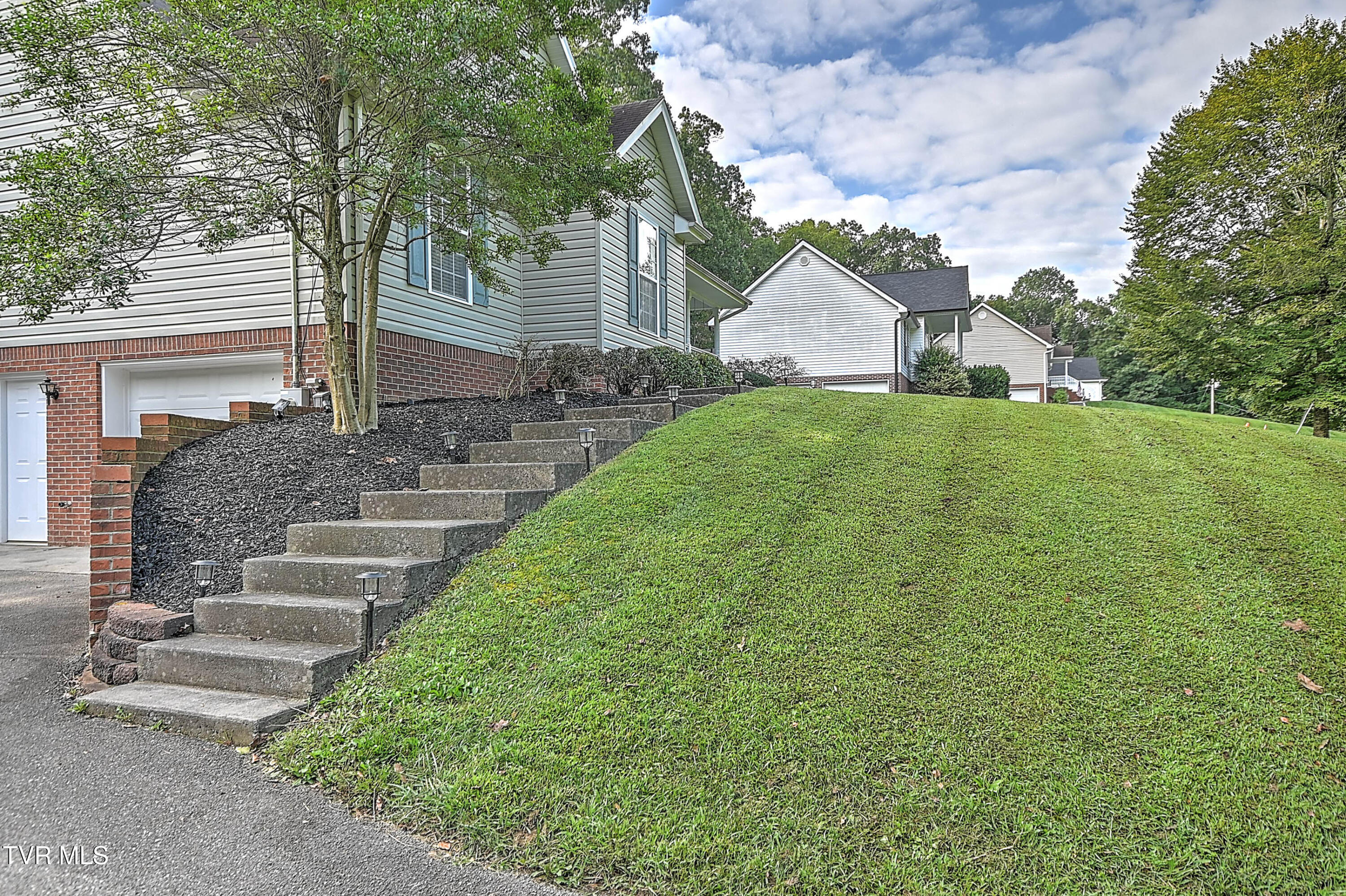 193 Pickens Road Kingsport, TN 37663 - Photo 46 of 53 193 Pickens HH-46