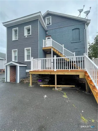 $2,150 | 1044 Farmington Avenue, Berlin, CT 06037