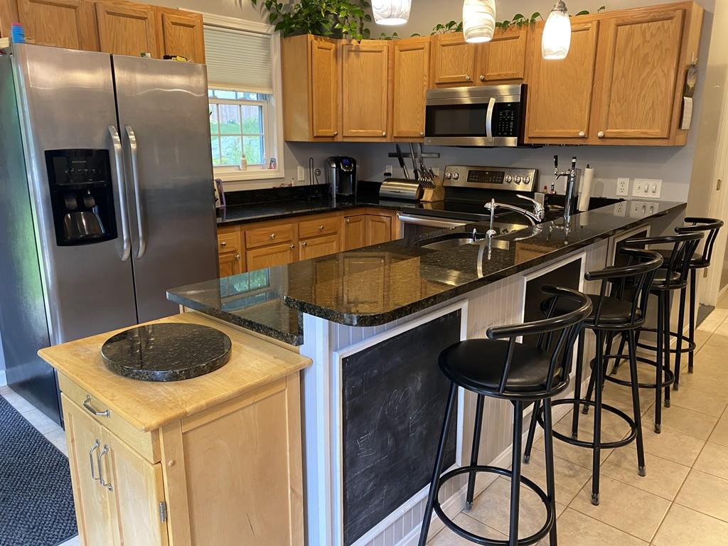 2 Mystic Street Worcester, MA 01607 - Photo 2 of 33