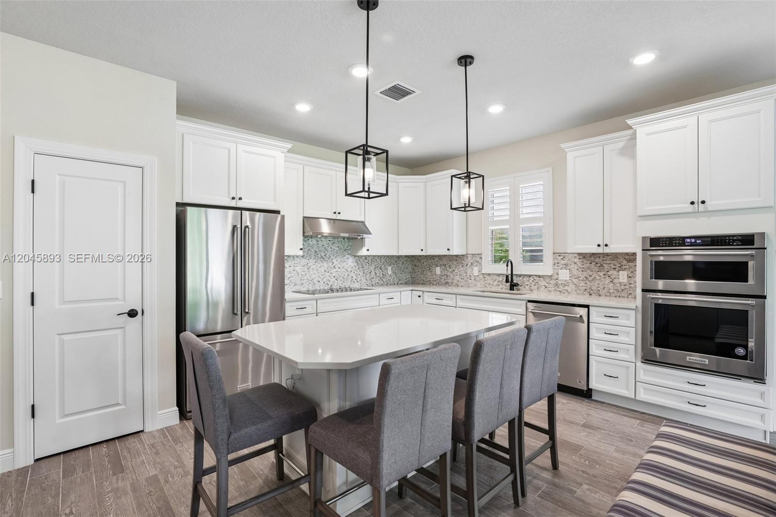 1636 Trailhead Terrace Hollywood, FL 33021 - Photo 7 of 66
