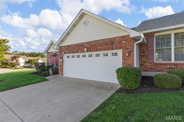 $359,900 | 519 Villa Piazza Court, Unit 27A, O'Fallon, MO 63366