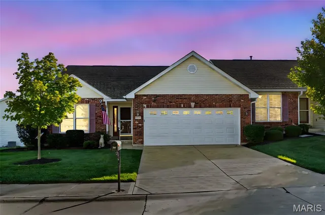 $359,900 | 519 Villa Piazza Court, Unit 27A, O'Fallon, MO 63366