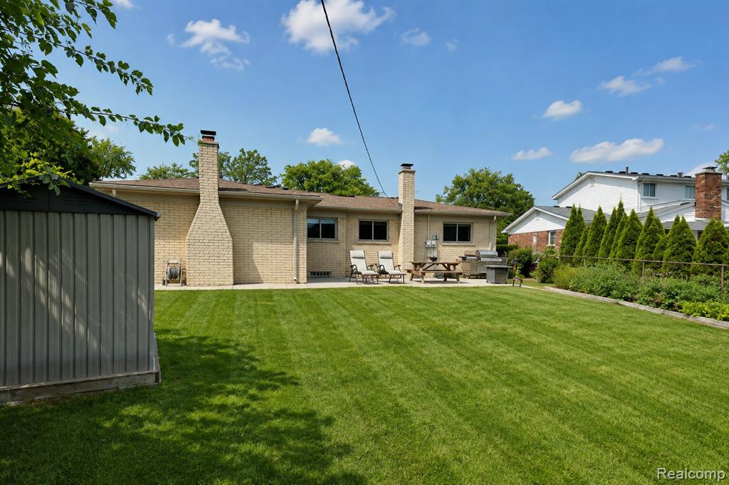 2730 Rhodes Drive Troy, MI 48083 - Photo 28 of 33 Gallery Image 28