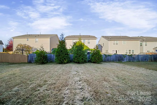 $2,300 | 6223 Woodland Commons Drive, Charlotte, NC 28269