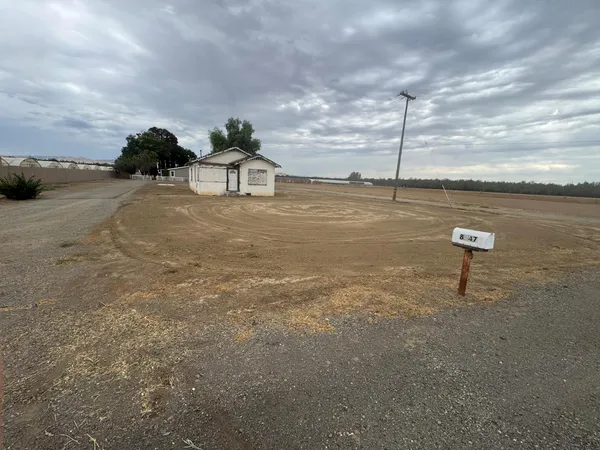 $825,000 | 8547 Highway 33, Gustine, CA 95322