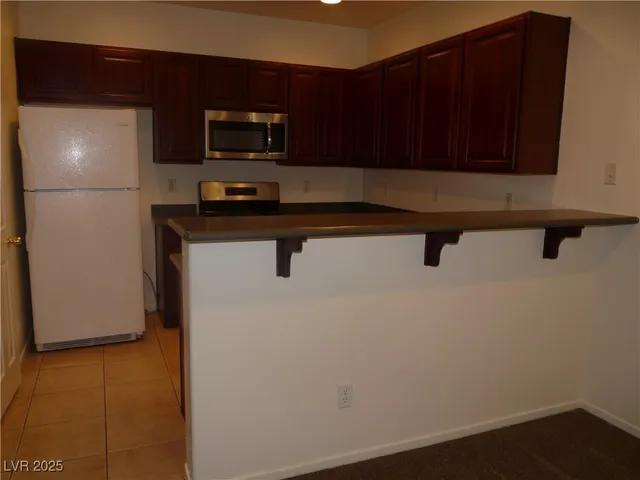 $1,646 | 7944 Crimson Point Street, Las Vegas, NV 89149