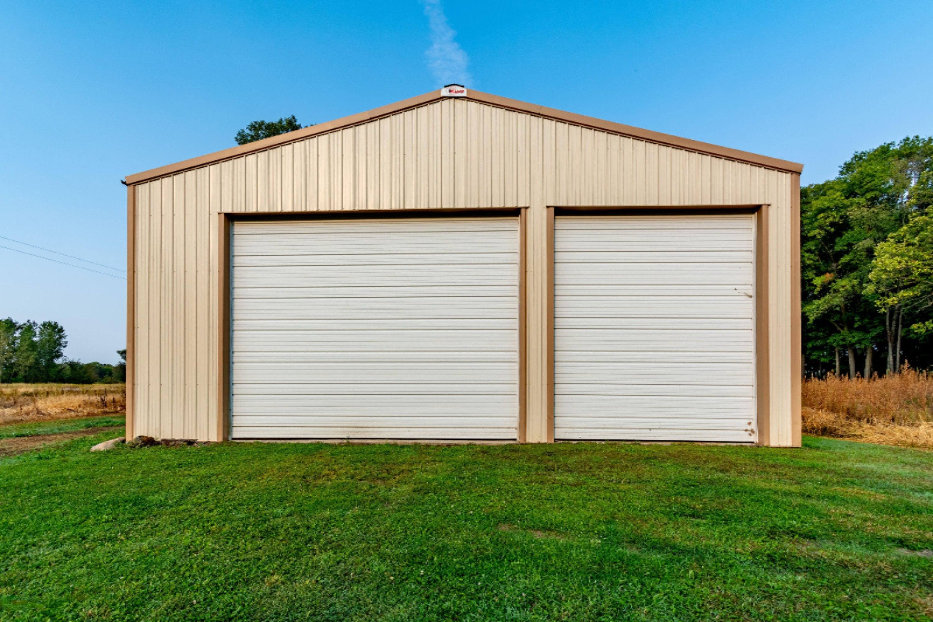 559 East Fenn Road Coldwater, MI 49036 - Photo 2 of 19 2