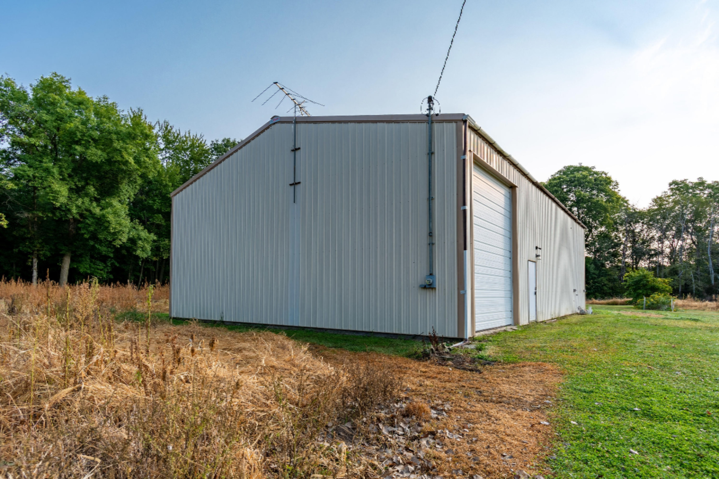 559 East Fenn Road Coldwater, MI 49036 - Photo 4 of 19 4