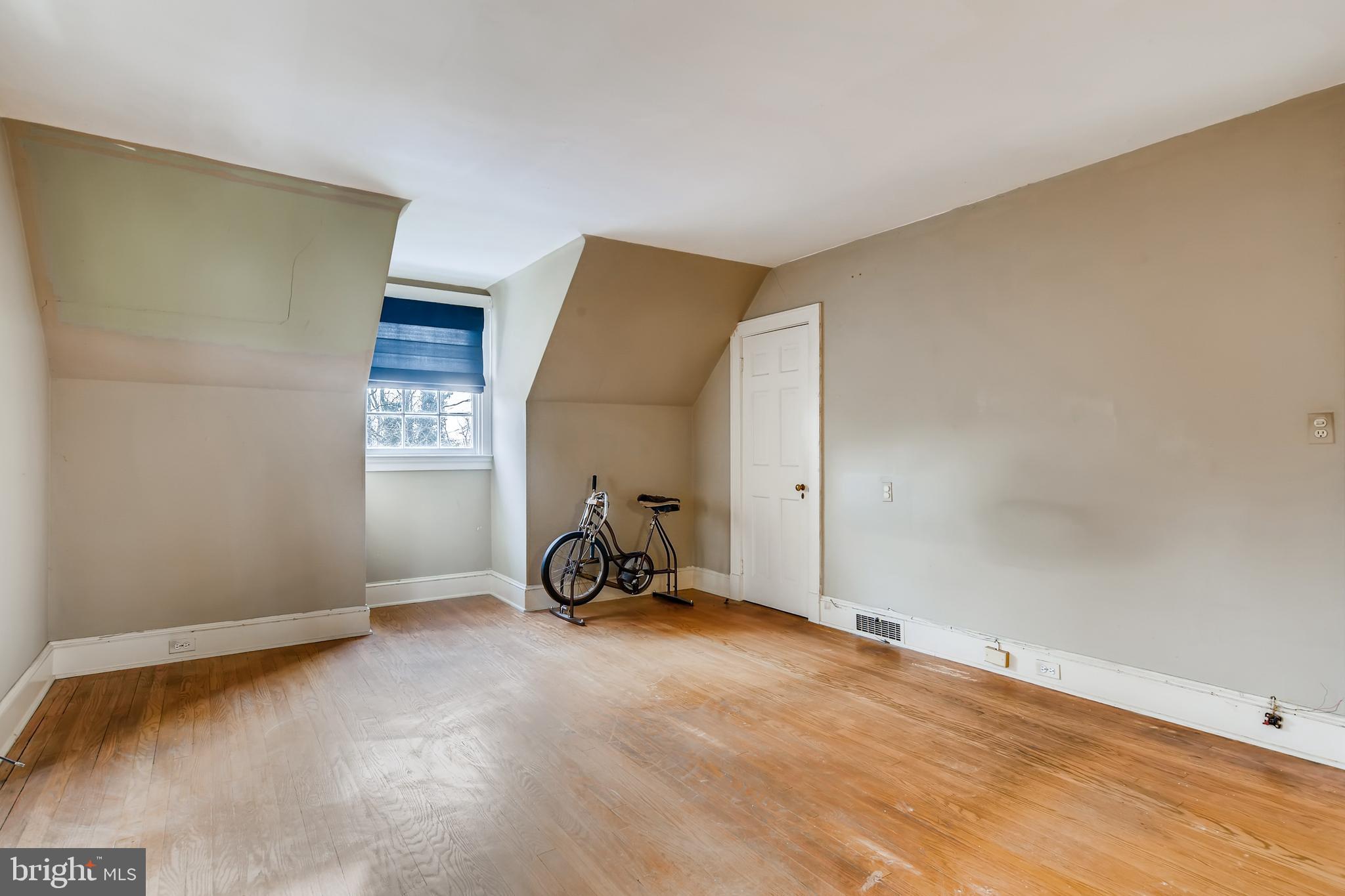 408 East Joppa Road Towson, MD 21286 - Photo 14 of 29 Gallery Image 14
