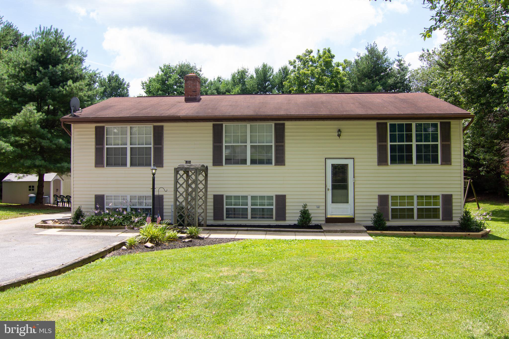 561 Hook Road Westminster, MD 21157 - Photo 1 of 30 Front Exterior