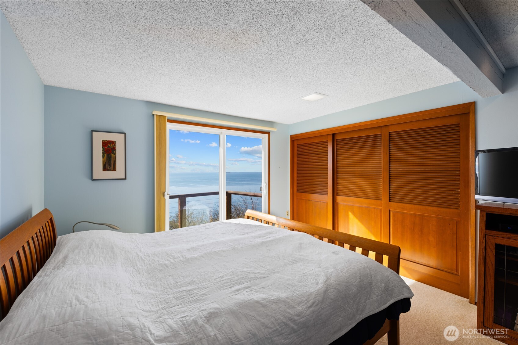 2143 West Beach Road Oak Harbor, WA 98277 - Photo 21 of 40