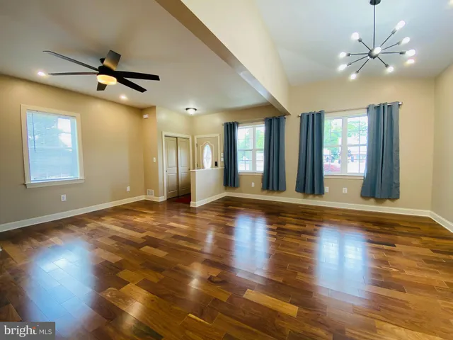 $369,999 | 9 SE Boulevard, Newfield, NJ 08344