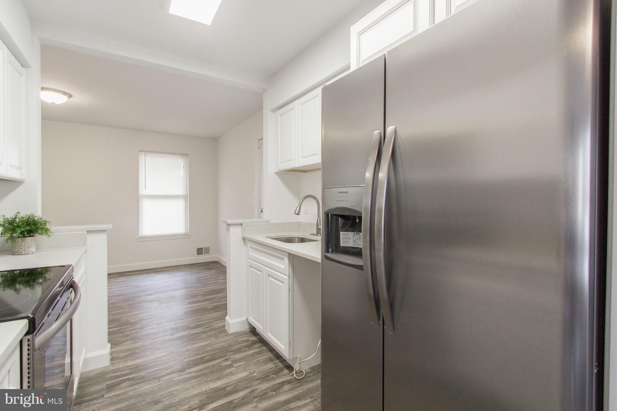 10211 Thrift Road Clinton, MD 20735 - Photo 13 of 15 Kitchen
