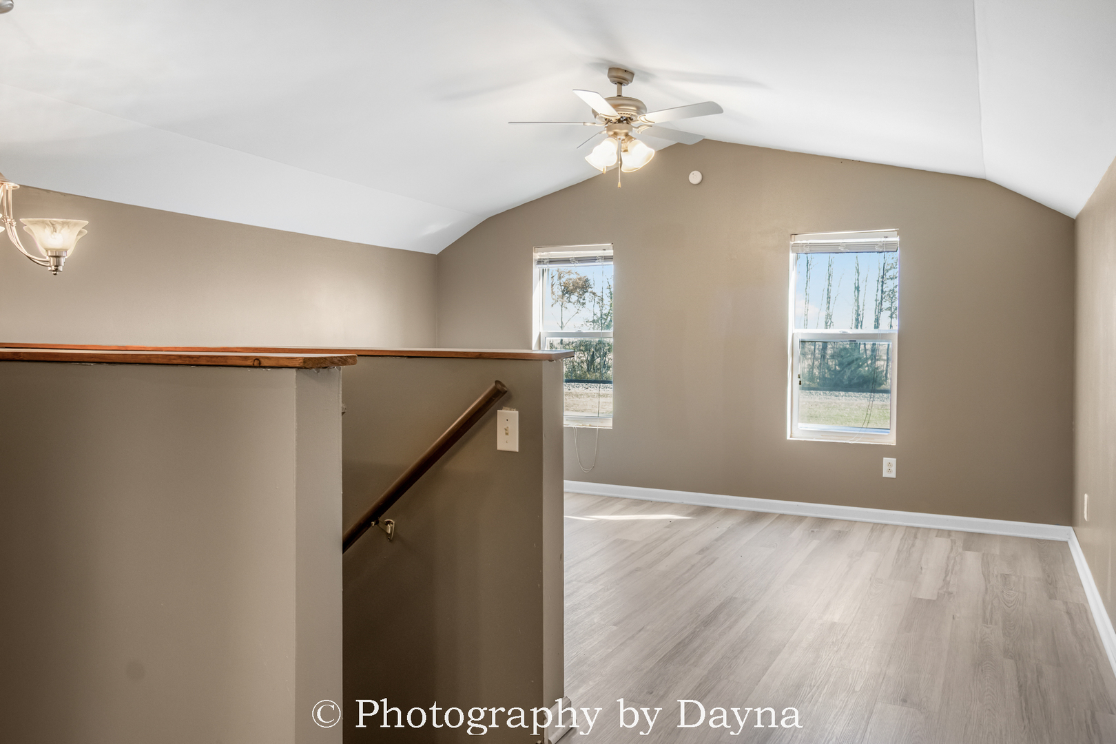 569 South Chestnut Street Chebanse, IL 60922 - Photo 12 of 22 a view of entryway with wooden floor