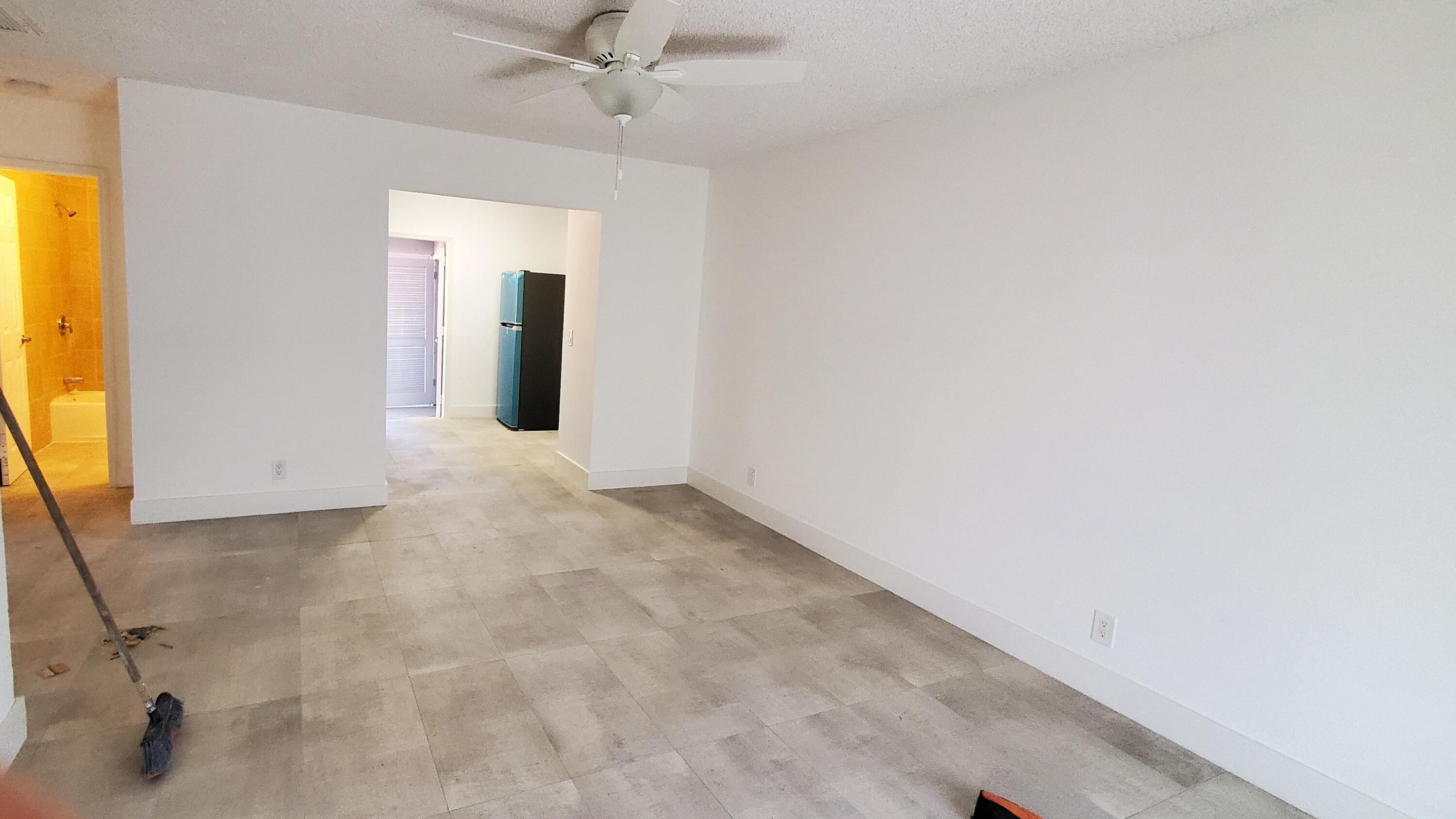 2876 North Dixie Highway Boca Raton, FL 33431 - Photo 2 of 7 20220114_141737