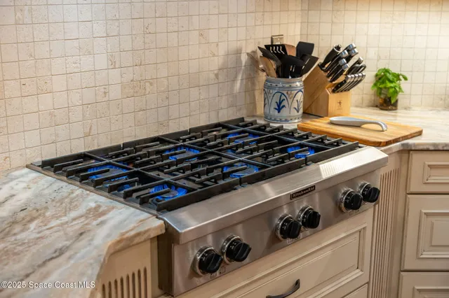 $799,000 | 335 Nautica Court, Indian Harbour Beach, FL 32937