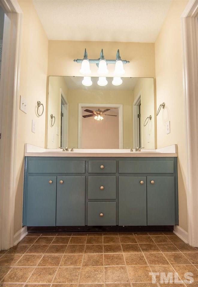 105 Beaver Ridge Way Benson, NC 27504 - Photo 19 of 28 Gallery Image 19