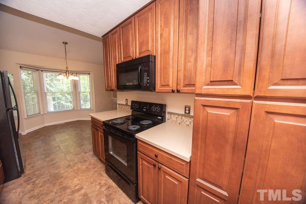 105 Beaver Ridge Way Benson, NC 27504 - Photo 10 of 28 Gallery Image 10