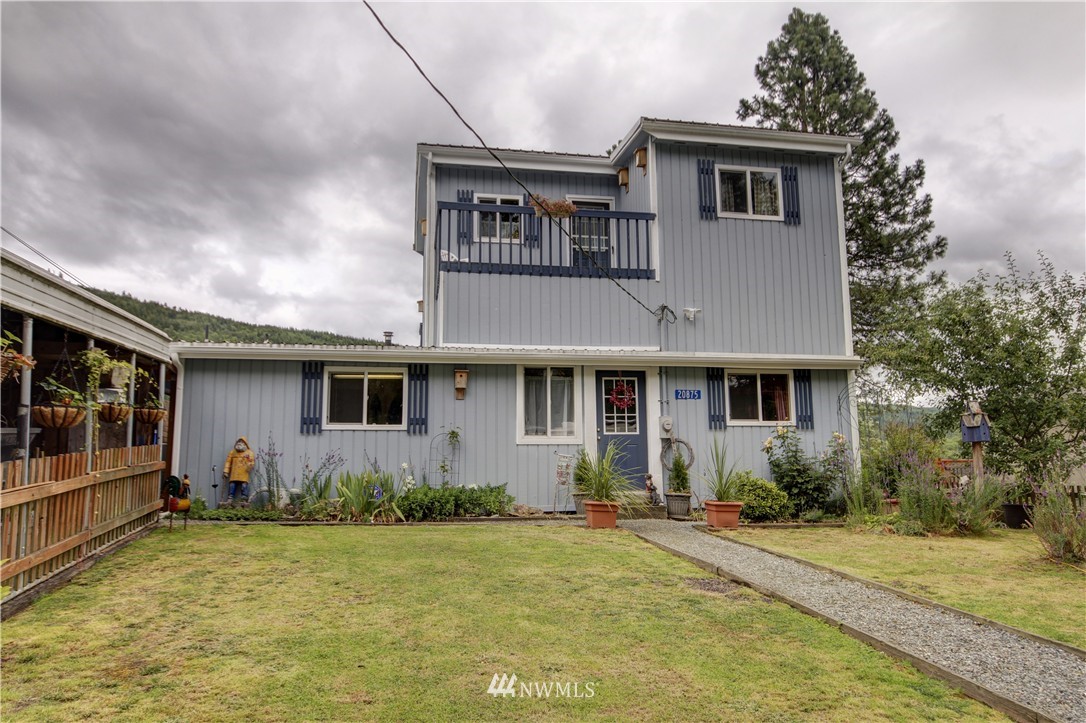 20875 Lake 16 Road Mount Vernon, WA 98274 - Photo 2 of 25 Gallery Image 2