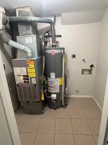 a view of utility room