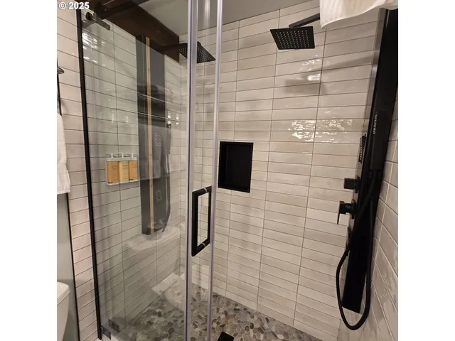 $339,000 | 1000 Southeast Bay Blvd. Boulevard, Unit 504604, Newport, OR 97365