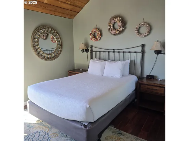 $339,000 | 1000 Southeast Bay Blvd. Boulevard, Unit 504604, Newport, OR 97365