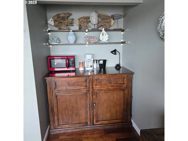 $339,000 | 1000 Southeast Bay Blvd. Boulevard, Unit 504604, Newport, OR 97365