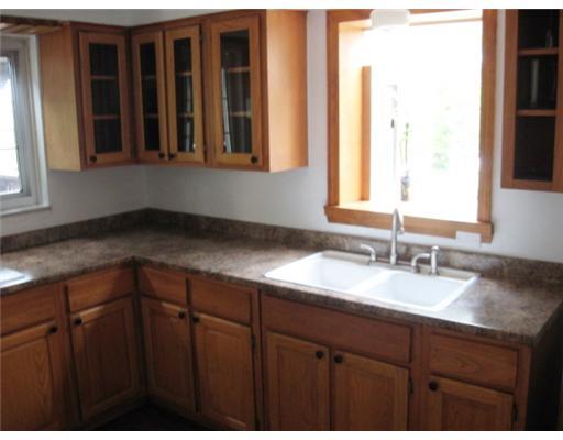 1500 Riverside Drive Verona, PA 15147 - Photo 7 of 13 Kitchen.