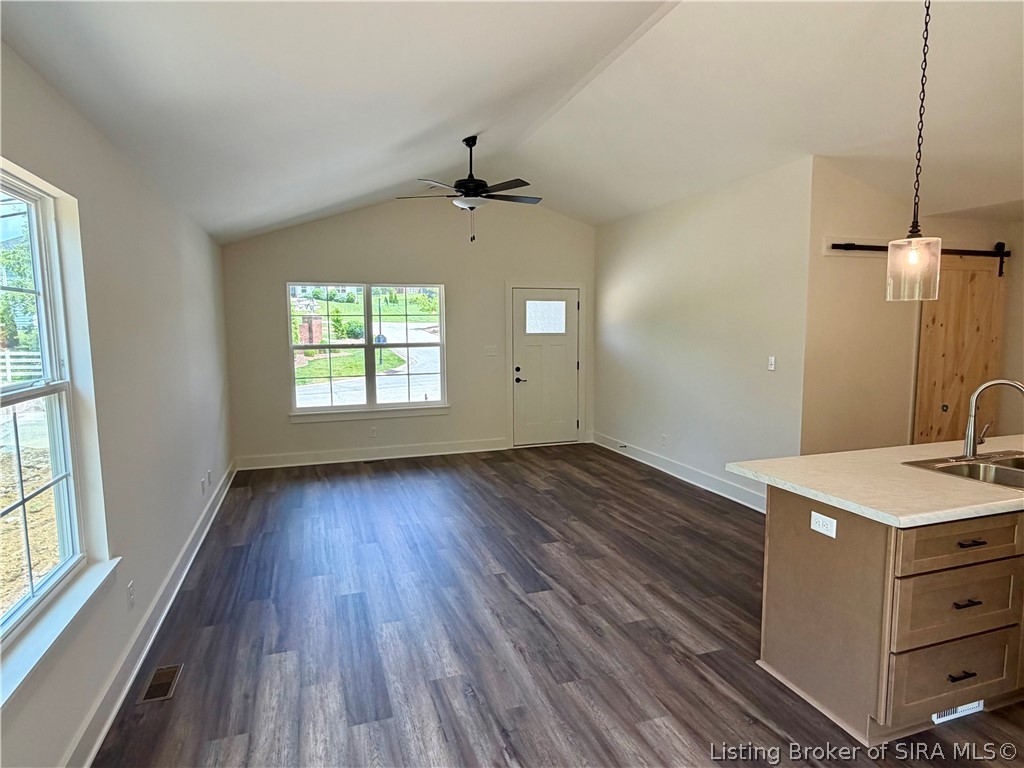 3599 Old Vincennes Road Floyds Knobs, IN 47119 - Photo 11 of 25