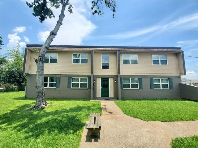$995 | 114 Zeta Street, Unit A, Belle Chasse, LA 70037