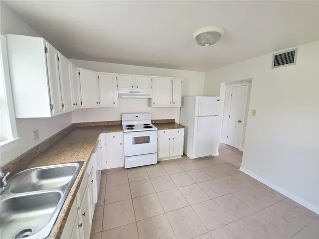 $995 | 114 Zeta Street, Unit A, Belle Chasse, LA 70037