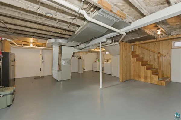 $270,000 | 2201 Cumming Avenue, Superior, WI 54880