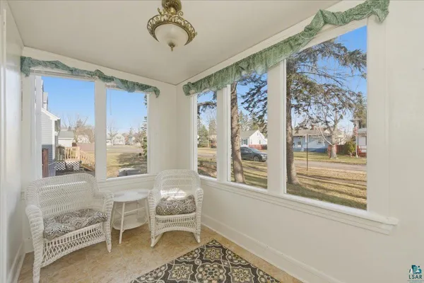 $270,000 | 2201 Cumming Avenue, Superior, WI 54880