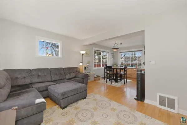 $270,000 | 2201 Cumming Avenue, Superior, WI 54880