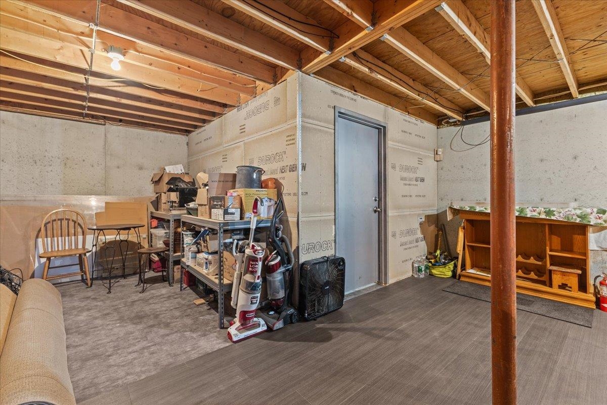 1780 Cemetery Street Brookfield, VT 05036 - Photo 22 of 41