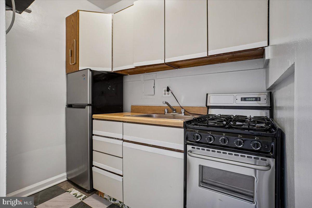 1 Scott Circle Northwest, Unit 818 Washington, DC 20036 - Photo 11 of 22