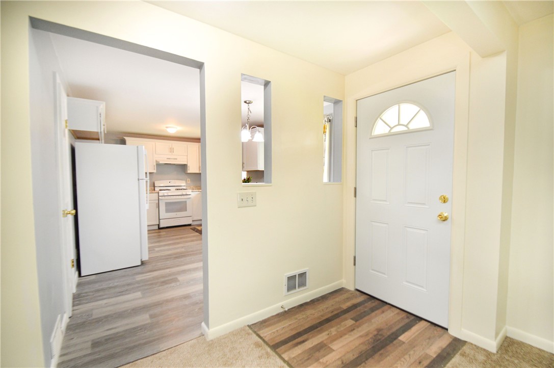 30 Dierdre Drive Irondequoit, NY 14617 - Photo 16 of 33