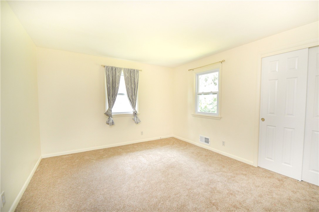 30 Dierdre Drive Irondequoit, NY 14617 - Photo 19 of 33