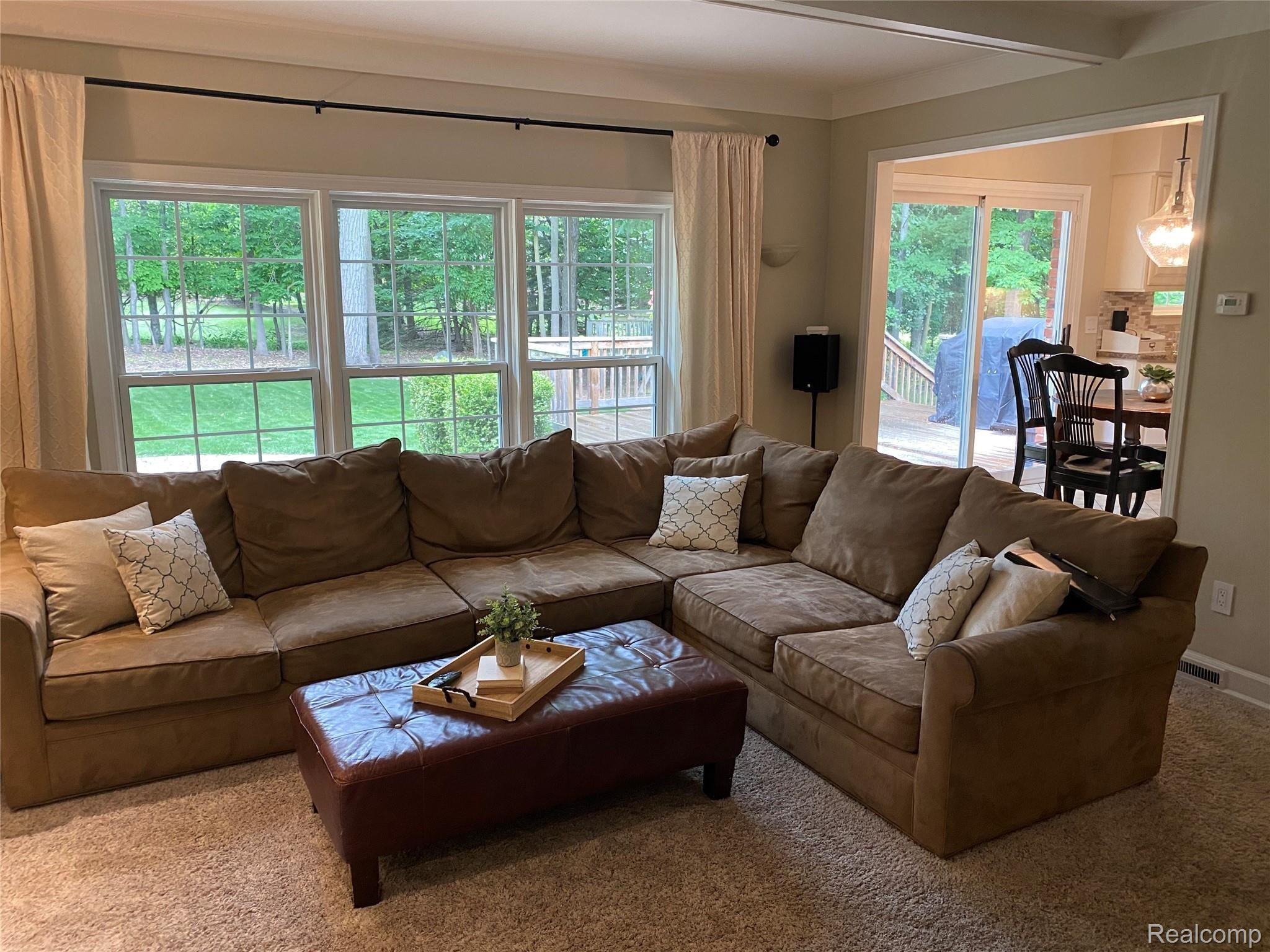 1317 Sandy Ridge Drive Rochester, MI 48306 - Photo 32 of 43 IMG_5693.jpeg