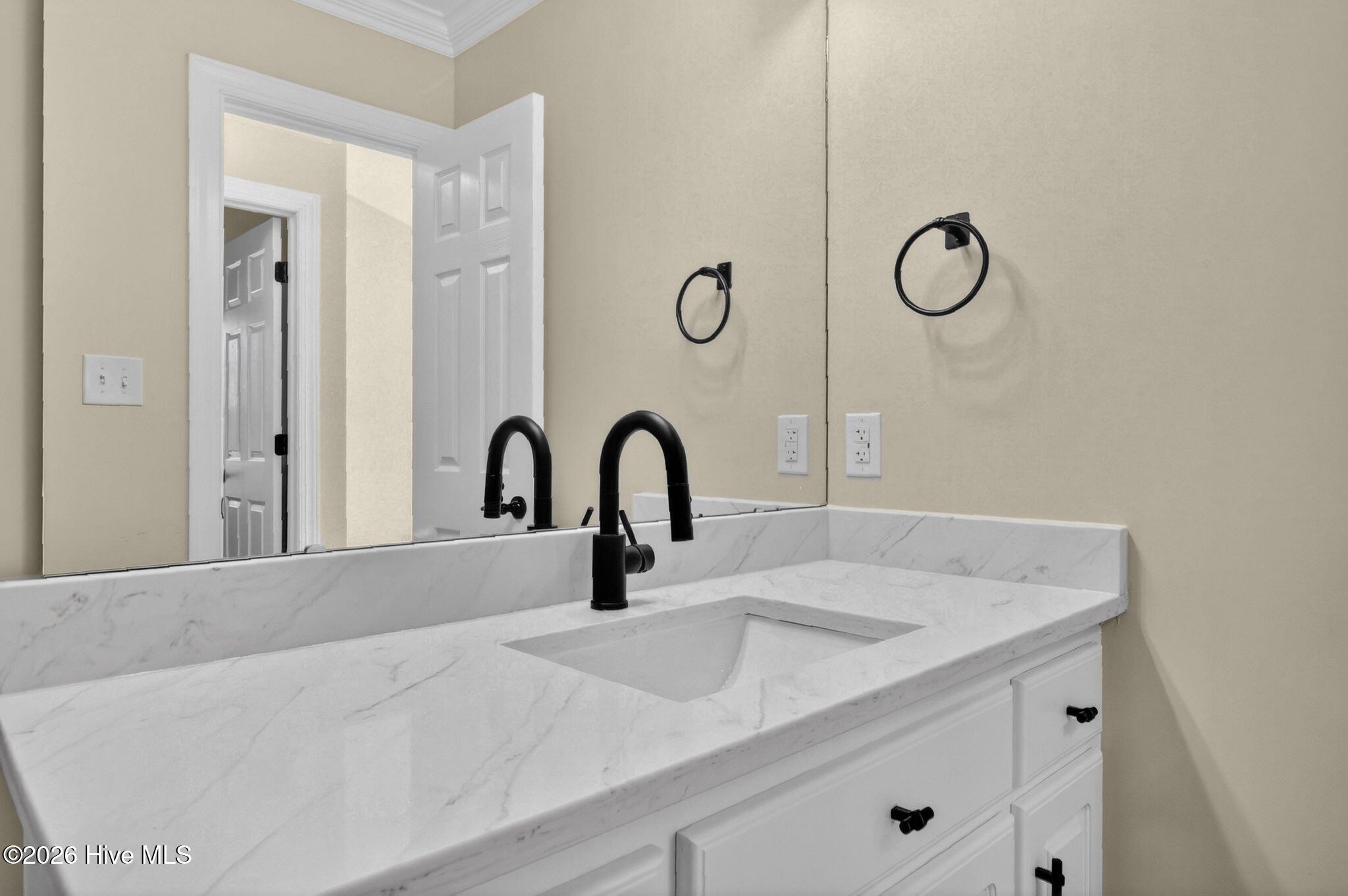 2905 Slate Court Southwest Wilson, NC 27893 - Photo 25 of 35 Hall Bath