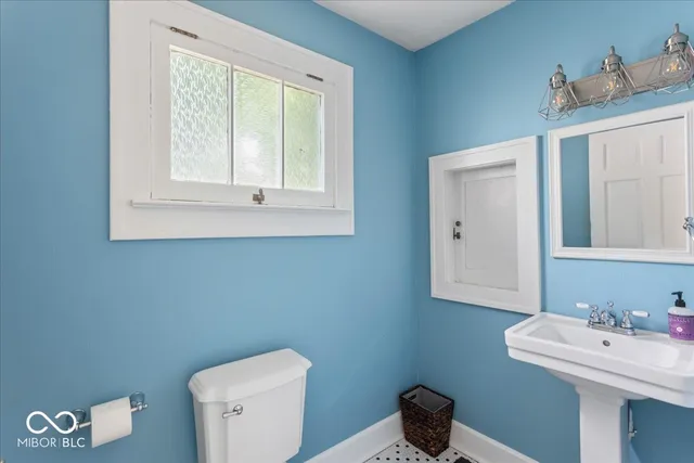 $425,000 | 615 East 49th Street, Indianapolis, IN 46205