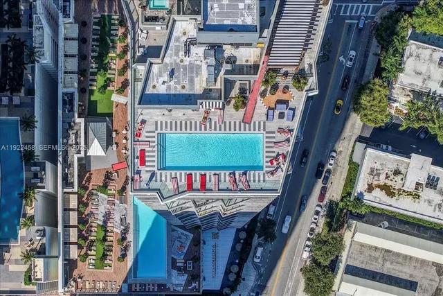 $5,500,000 | 1300 South Miami Avenue, Unit UPH2, Miami, FL 33130