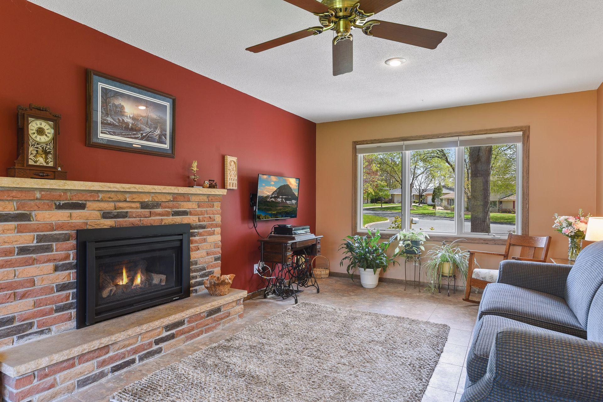 10048 Nord Road Bloomington, MN 55437 - Photo 13 of 45 Gallery Image 13