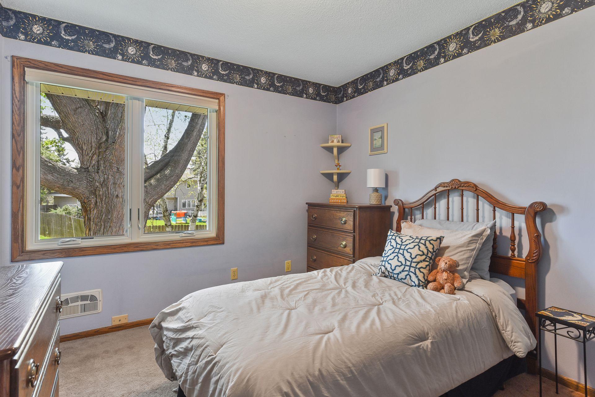 10048 Nord Road Bloomington, MN 55437 - Photo 16 of 45 Gallery Image 16