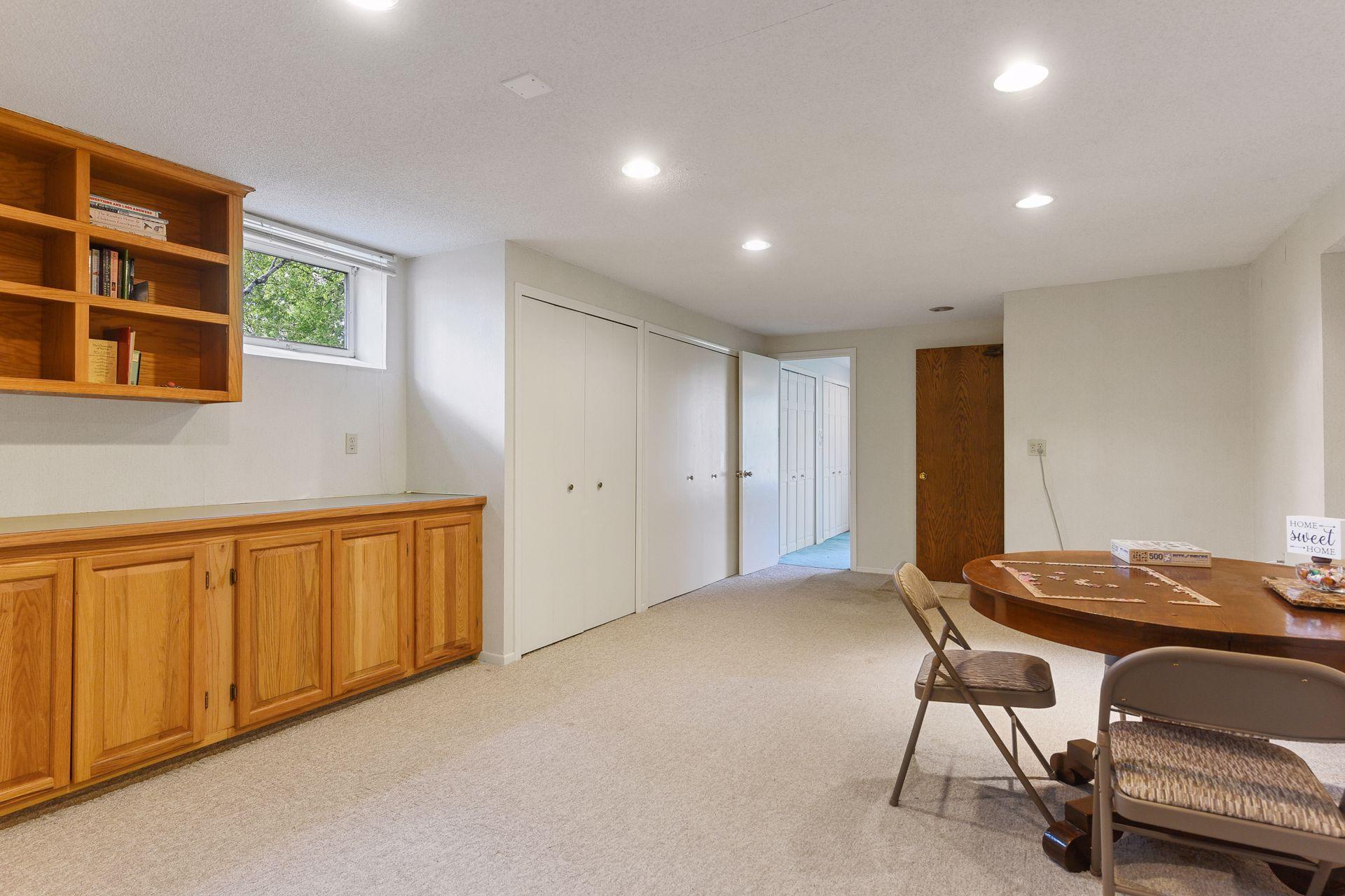 10048 Nord Road Bloomington, MN 55437 - Photo 26 of 45 Gallery Image 26
