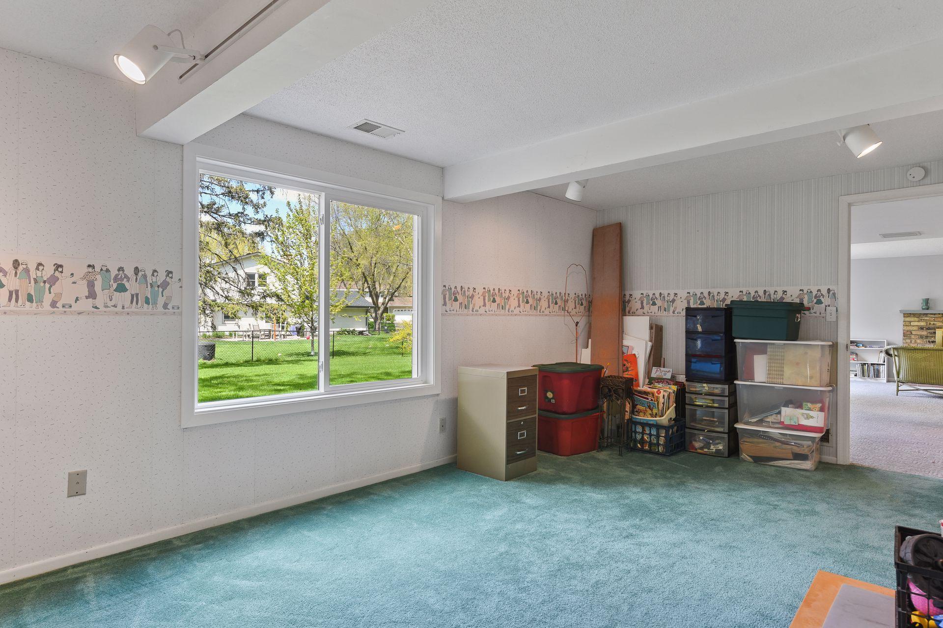 10048 Nord Road Bloomington, MN 55437 - Photo 27 of 45 Gallery Image 27