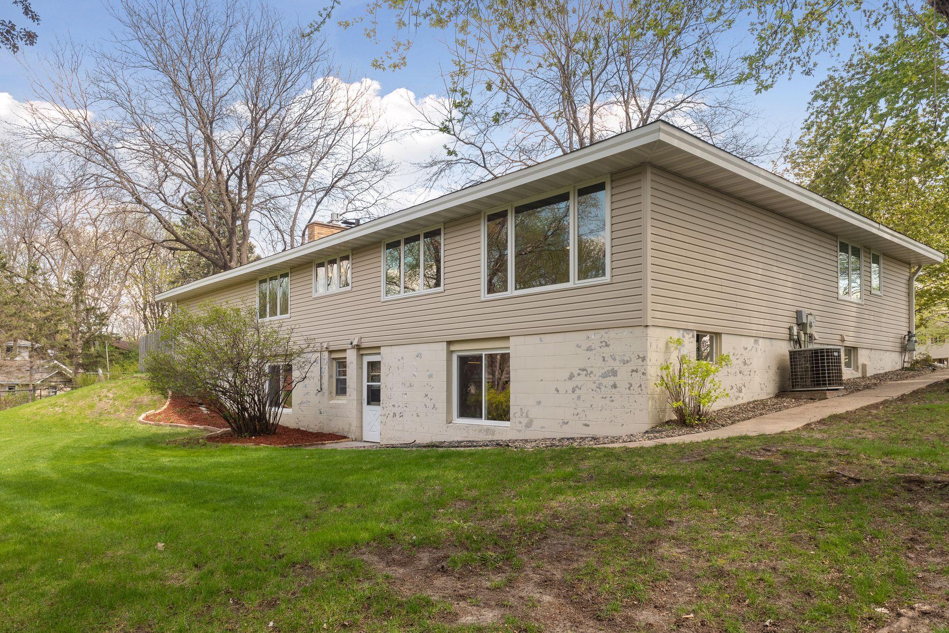 10048 Nord Road Bloomington, MN 55437 - Photo 40 of 45 Gallery Image 40