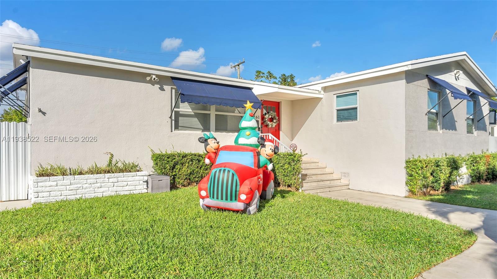 8261 Southwest 27th Street Miami, FL 33155 - Photo 14 of 27 a view of back yard of the house