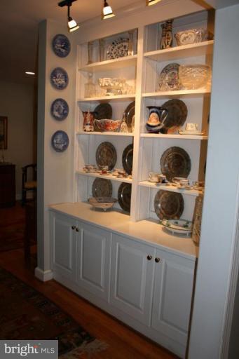 23031 St Louis Road Middleburg, VA 20117 - Photo 12 of 14 Living Room #2