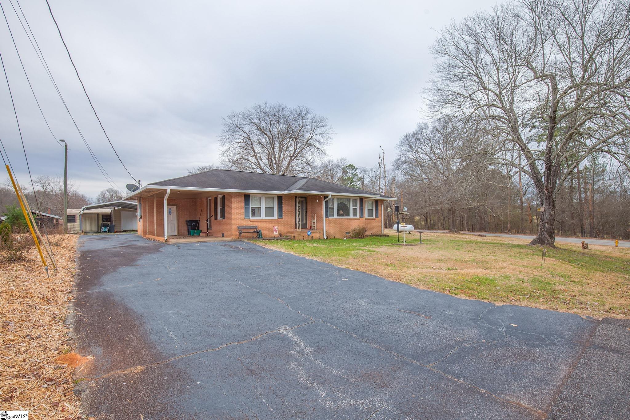 513 Tolar Road Travelers Rest, SC 29690 - Photo 5 of 19 Gallery Image 5
